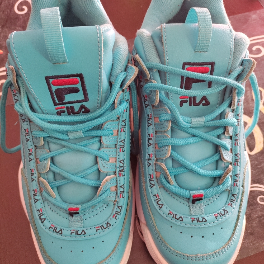 Fila disruptors